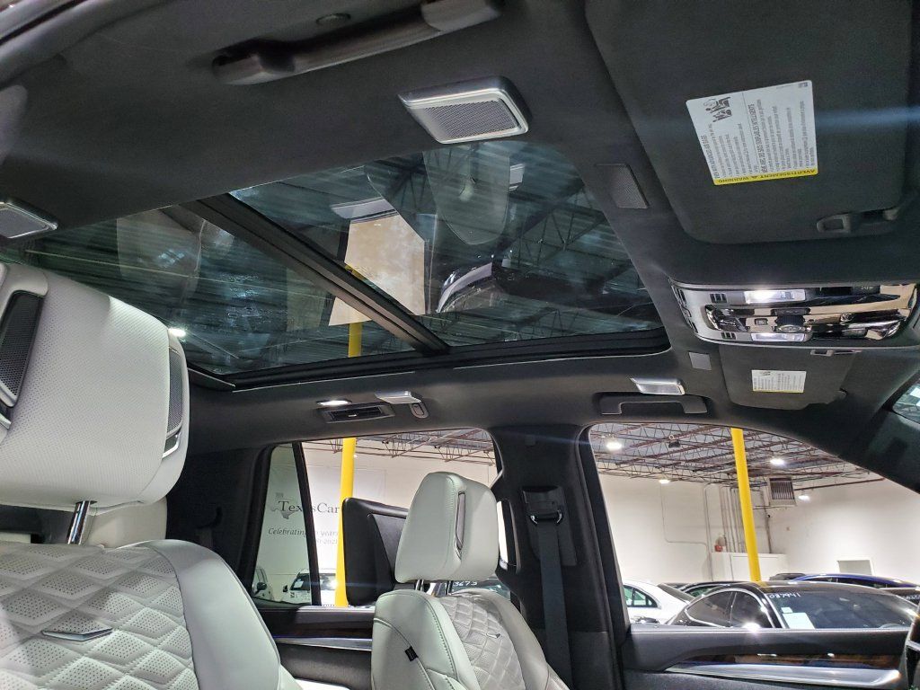 Used 2025 Cadillac Escalade Sport Platinum w/ LPO, Floor Liner Package AWD/4WD image 16