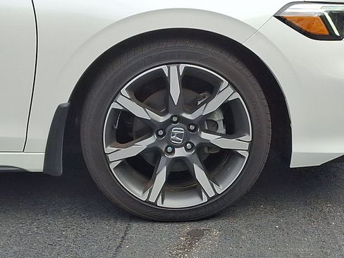 Used 2026 Honda Civic Sport Touring image 8
