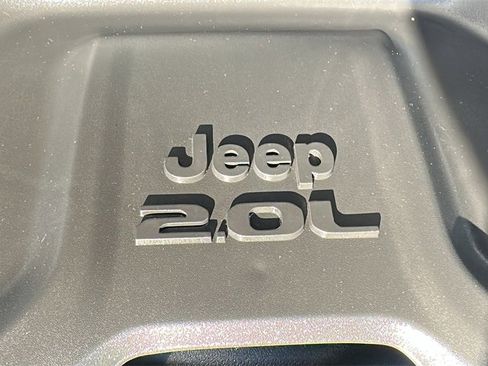 Used 2025 Jeep Wrangler Unlimited Rubicon 4xe image 34