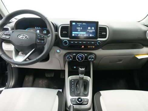 New 2026 Hyundai Venue SEL image 28