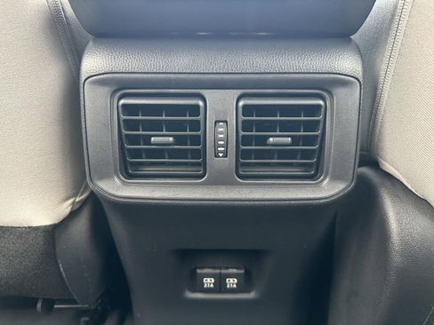 Used 2020 Toyota RAV4 XLE w/ Convenience Package image 27