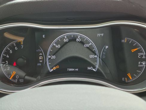 Certified 2019 Jeep Grand Cherokee Limited AWD/4WD image 17