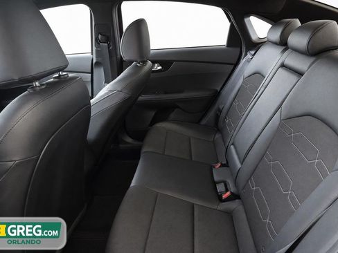 Used 2022 Kia Forte GT-Line w/ GT-Line Technology Package FWD image 15