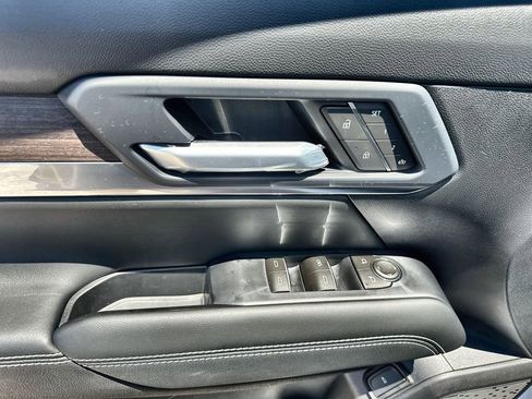 New 2026 GMC Terrain Denali AWD/4WD image 22