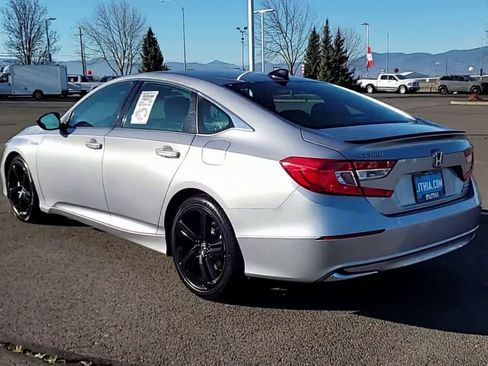 Used 2022 Honda Accord Sport image 6