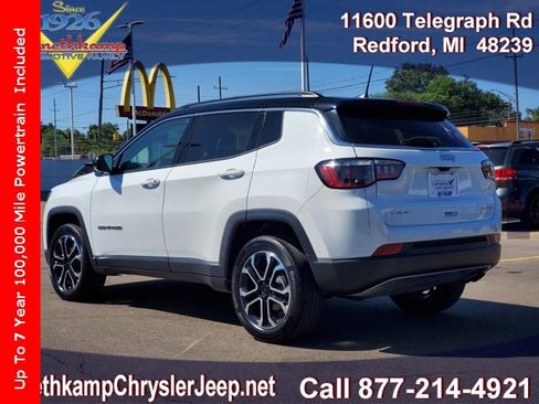 Certified 2022 Jeep Compass Limited image 2