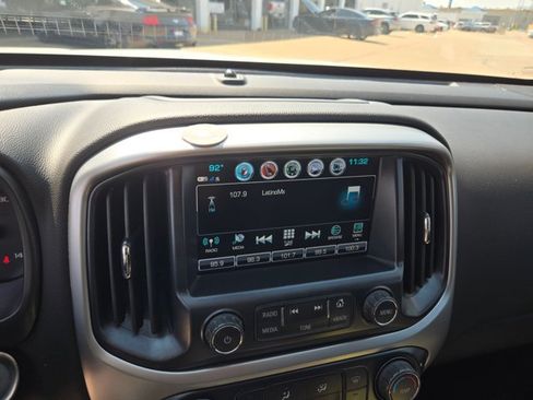 Used 2018 Chevrolet Colorado LT w/ LT Convenience Package RWD image 13