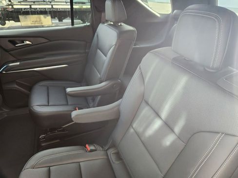 New 2026 Chevrolet Traverse LT w/ Driver Confidence Package image 11