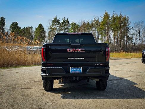 Certified 2024 GMC Sierra 2500 AT4 w/ AT4 Preferred Package image 6