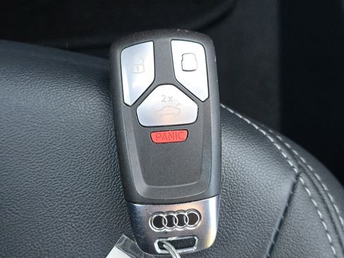 Certified 2023 Audi Q5 2.0T Premium w/ Convenience Package image 27