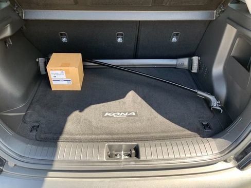 Certified 2023 Hyundai Kona SEL w/ Convenience Package AWD/4WD image 15