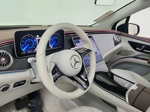 Used 2023 Mercedes-Benz EQS 450+ 4MATIC SUV w/ Exclusive Trim Package image 21