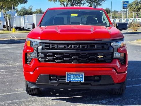 New 2026 Chevrolet Silverado 1500 Custom image 2