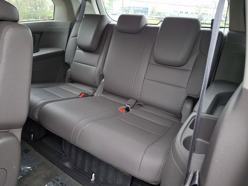 Used 2017 Honda Odyssey EX-L image 11