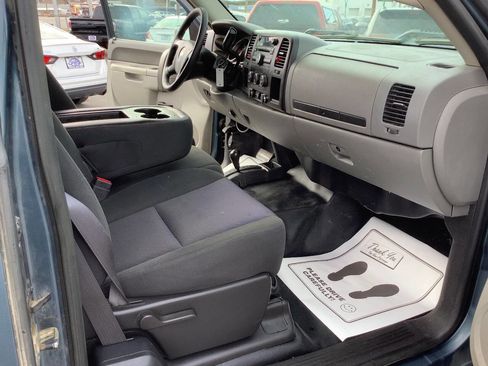 Used 2011 Chevrolet Silverado 2500 W/T image 30