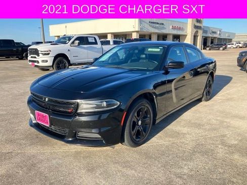 Used 2021 Dodge Charger SXT w/ Leather Interior Group image 3