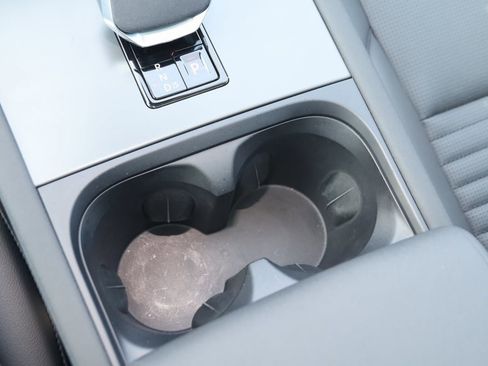 Used 2024 Land Rover Discovery Sport S image 35