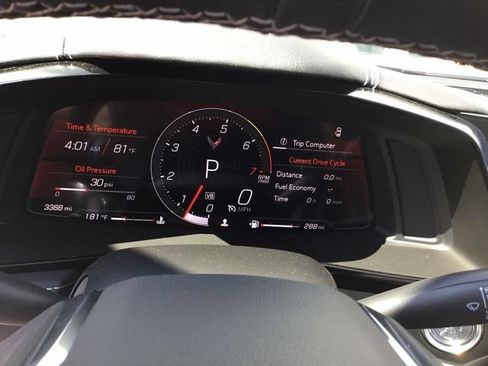 Used 2024 Chevrolet Corvette Stingray Preferred Conv w/ Z51 Performance Package RWD image 14