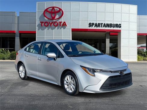 Used 2023 Toyota Corolla LE image 1