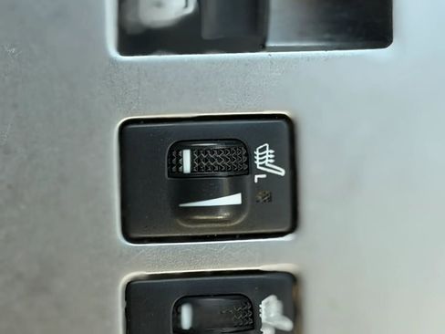 Used 2016 Toyota 4Runner SR5 Premium AWD/4WD image 36