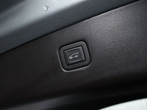 Used 2024 Chevrolet Blazer LT w/ Convenience Package FWD image 23