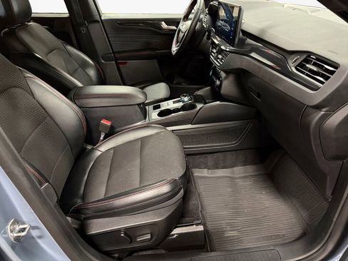 Used 2023 Ford Escape ST-Line Select w/ Tech Pack #2 AWD/4WD image 9