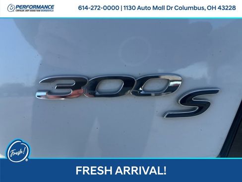 Used 2016 Chrysler 300 S w/ 300S Premium Group image 13