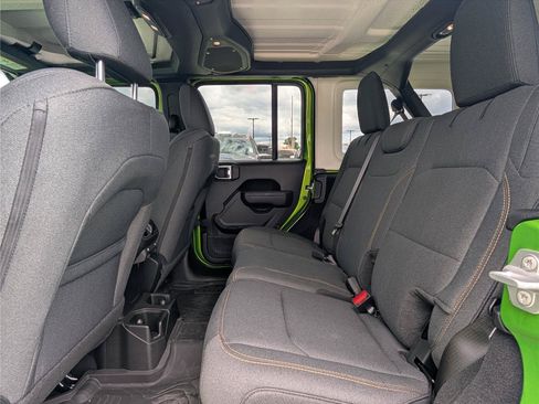 Used 2026 Jeep Wrangler Unlimited Sport AWD/4WD image 14