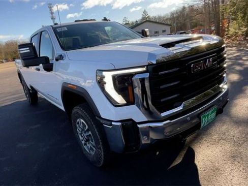 New 2026 GMC Sierra 3500 Pro image 3
