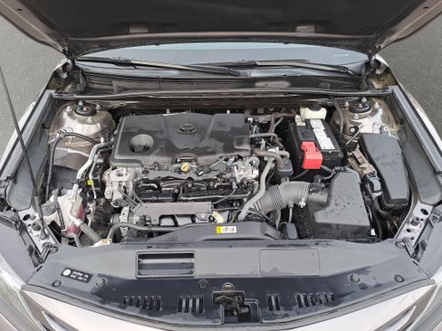 Used 2022 Toyota Camry SE FWD image 28