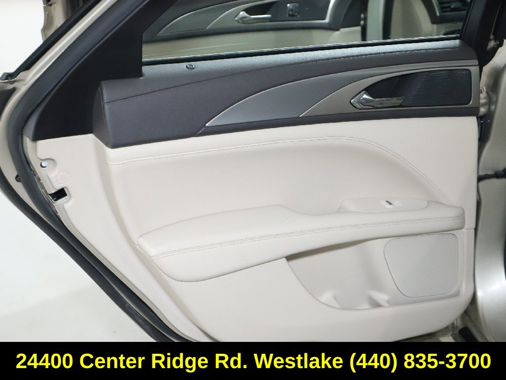 Used 2017 Lincoln MKZ Premiere FWD image 13