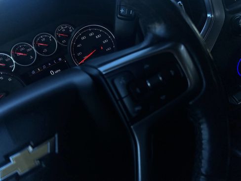 Used 2021 Chevrolet Silverado 1500 LTZ image 37