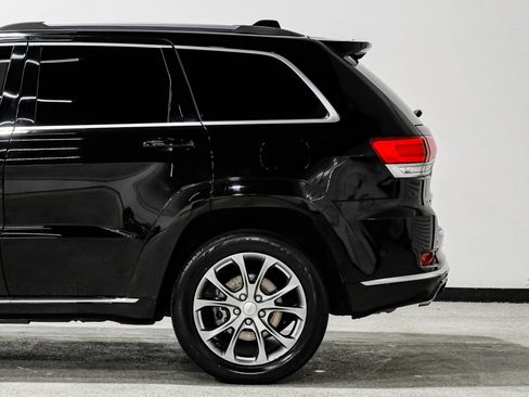 Used 2019 Jeep Grand Cherokee Summit w/ Platinum Series Group AWD/4WD image 13