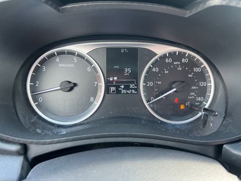 Certified 2023 Nissan Versa S w/ Trunk Package FWD image 21