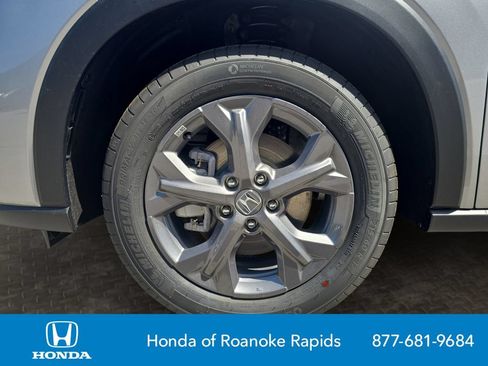 New 2026 Honda HR-V LX image 9