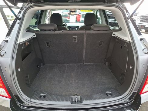 Used 2022 Chevrolet Trax LS w/ Tint and Cruise Package image 29