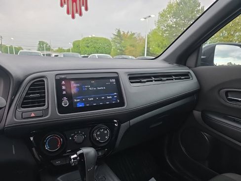 Used 2019 Honda HR-V Sport image 20