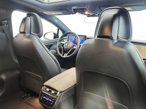 Used 2022 Mercedes-Benz EQS 450+ Sedan image 26
