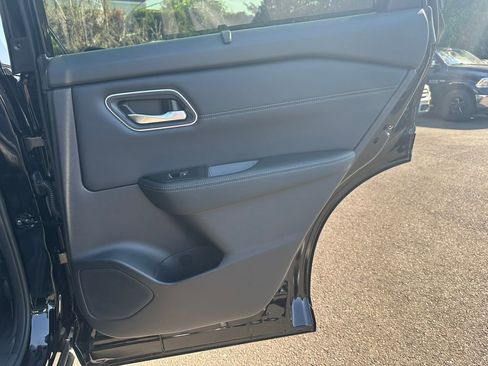 New 2026 Nissan Rogue Platinum w/ Platinum Premium Package image 28