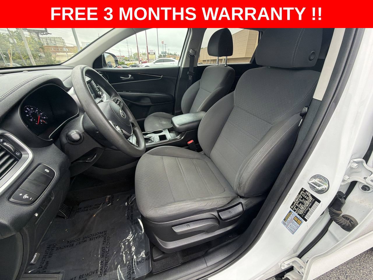 Used 2019 Kia Sorento L FWD image 14
