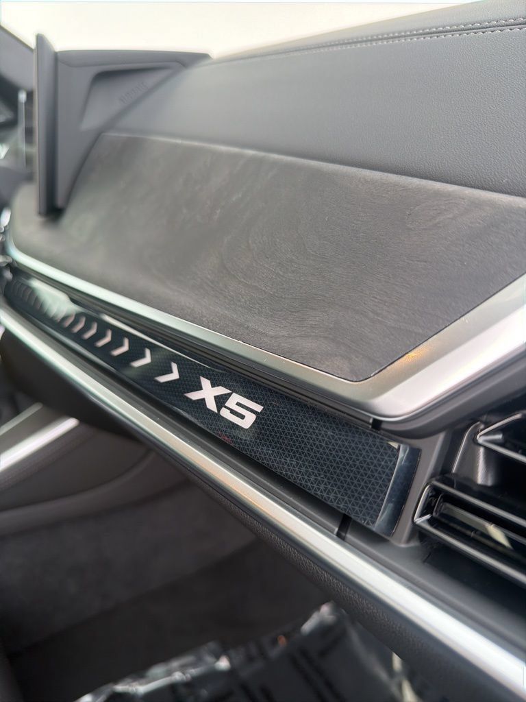 New 2026 BMW X5 xDrive40i AWD/4WD image 22