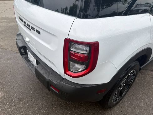 Used 2025 Ford Bronco Sport Outer Banks w/ Outer Banks Tech Package+ AWD/4WD image 42