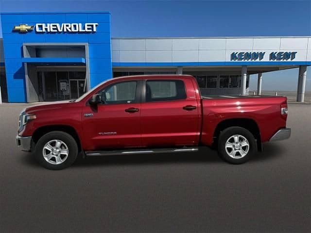 Used 2018 Toyota Tundra SR5 w/ SR5 Upgrade Package AWD/4WD image 34