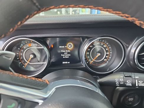 Used 2023 Jeep Wrangler Unlimited Rubicon 392 AWD/4WD image 10