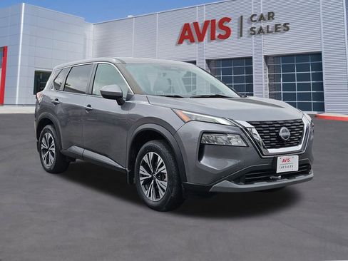 Used 2023 Nissan Rogue SV image 9