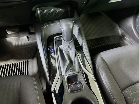 Used 2022 Toyota Corolla SE image 19