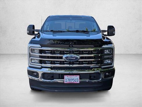 Used 2023 Ford F250 Lariat w/ Lariat Ultimate Package AWD/4WD image 2