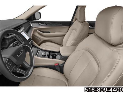 Used 2023 Jeep Grand Cherokee Overland AWD/4WD image 13