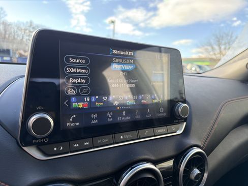 Used 2021 Nissan Sentra SR w/ SR Premium Package image 19