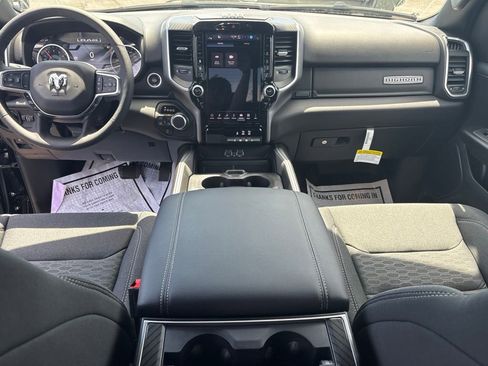 New 2026 RAM 1500 Big Horn AWD/4WD image 35